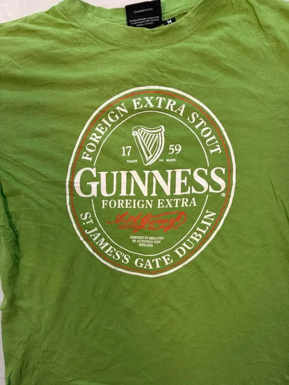 Guinness Official Merchandise Foreign Extra Stout Graphic T-Shirt Green